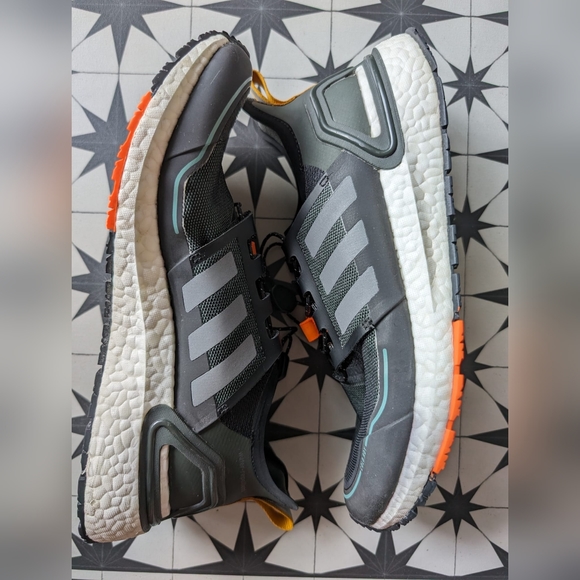 Adidas Ultraboost 20 Cold Rdy - Picture 3 of 4